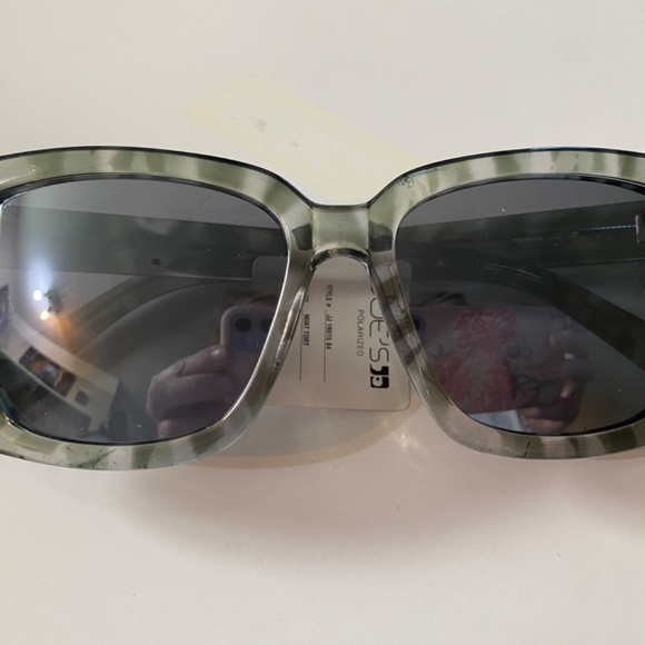 NWT Joe’s polarized sunglasses - Picture 7 of 8